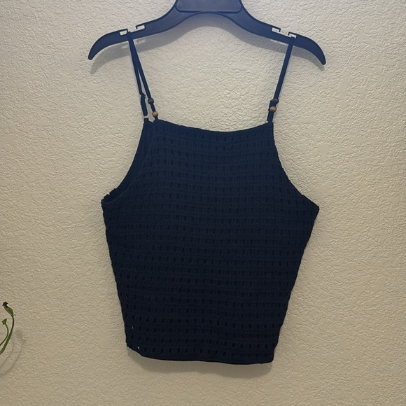 Love On A Hanger Navy Blue Crochet Halter Top Size M New Without Tags - Picture 8 of 8